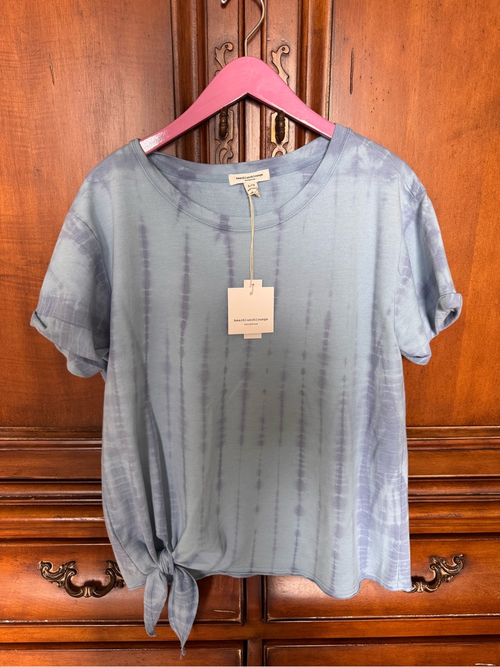 Beachlunchlounge  Collection Light Blue Tie-Dye Side-Tie Short Sleeve Tee